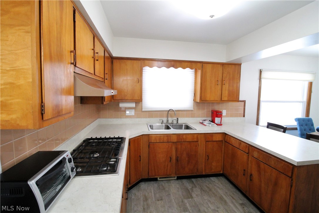 Tallmadge Road - Residential