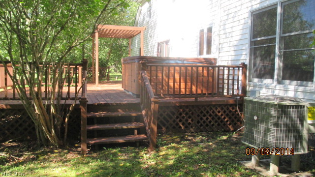 Bridle Path Estate - Residential