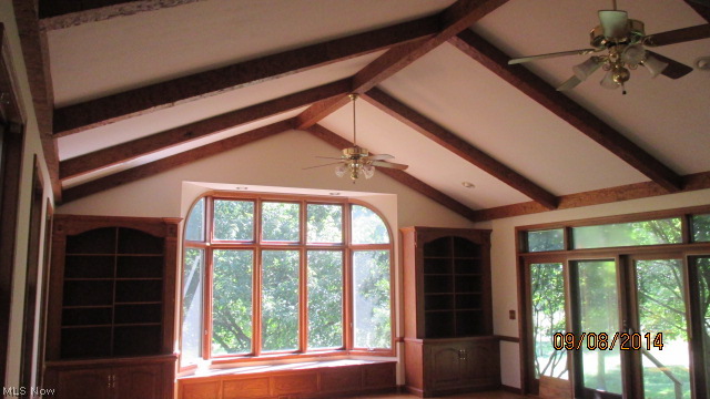 Bridle Path Estate - Residential