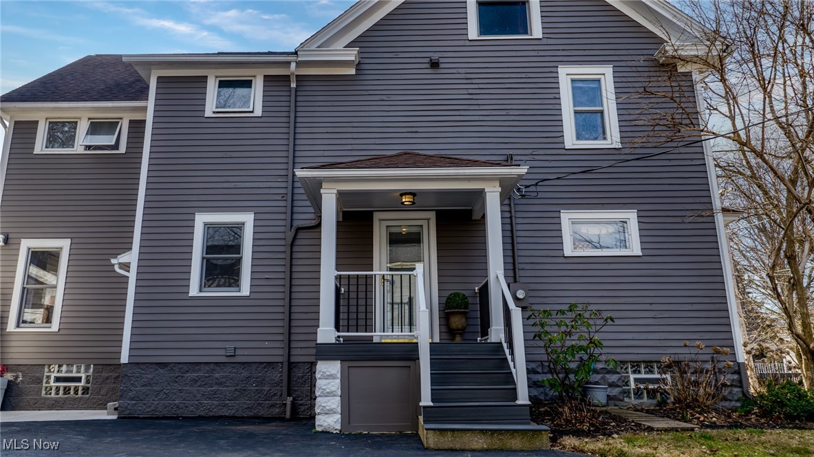 129 Walnut Street, Chagrin Falls, Ohio image 2