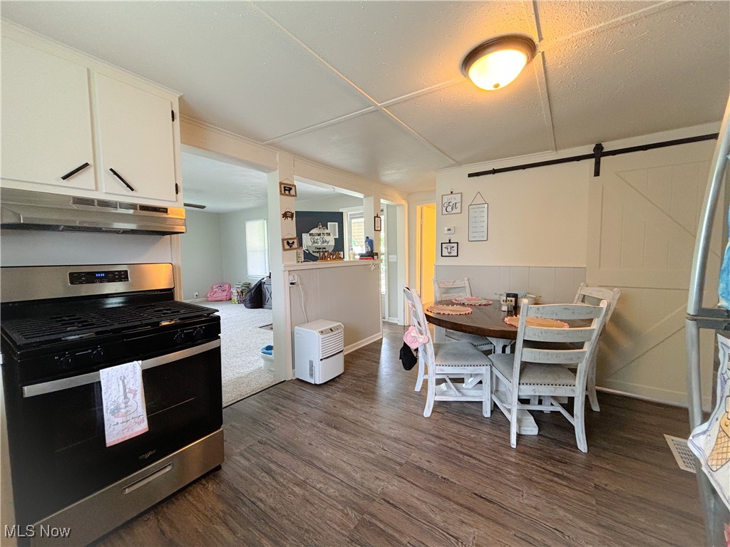 Leetonia, Ohio 44431, United States, 3 Bedrooms Bedrooms, ,1 BathroomBathrooms,Residential,Contingent,154444