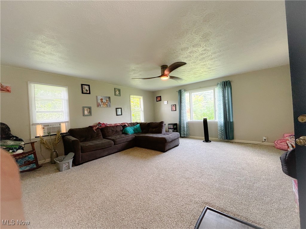 Leetonia, Ohio 44431, United States, 3 Bedrooms Bedrooms, ,1 BathroomBathrooms,Residential,Contingent,154444