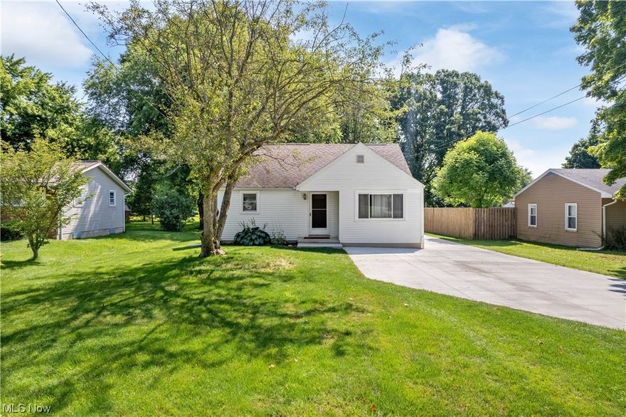 Charming 3 bed, 2 full bath cape cod in Ontario school district. Centrally located, makes any commute convenient. Kitchen has been remodeled, and the deck has been freshly painted and sealed. Single car detached garage. Large back yard. Basement waterproofed with lifetime warranty, newer windows also have warranty.