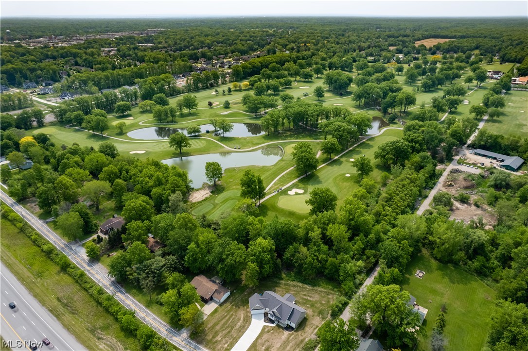 Avon Oaks Sub - Residential