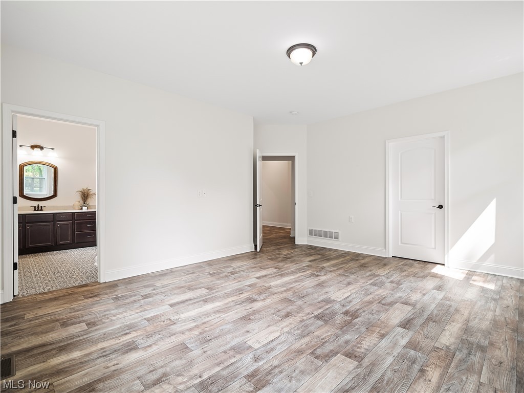 Avon Oaks Sub - Residential