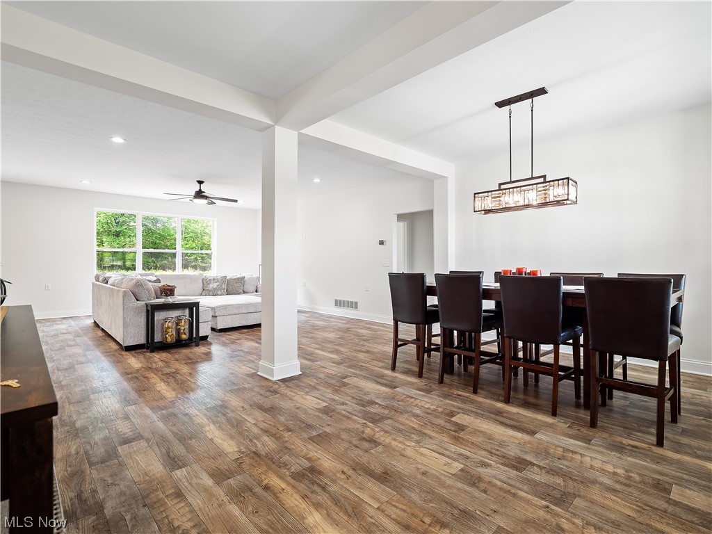 Avon Oaks Sub - Residential