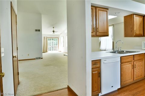 Tiny photo for 23 Eagle Pointe DR, Cortland, OH 44410 (MLS # 5208456)