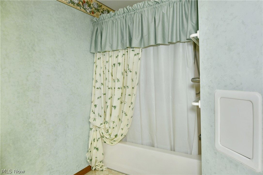 Eagle Point Condo - Residential