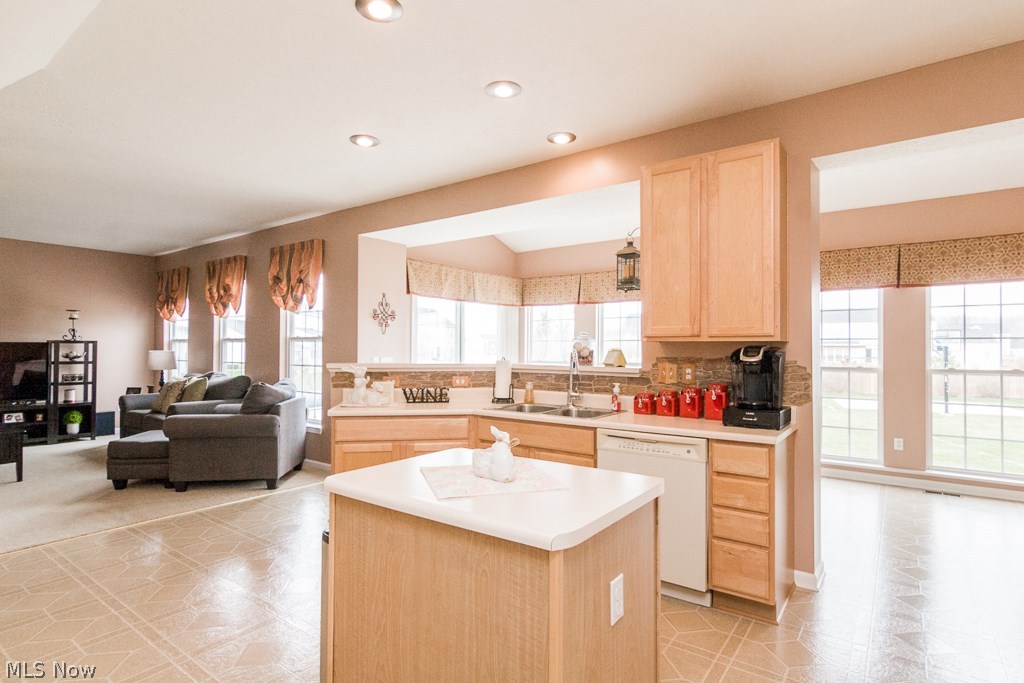 Meadow Lakes 01 - Residential