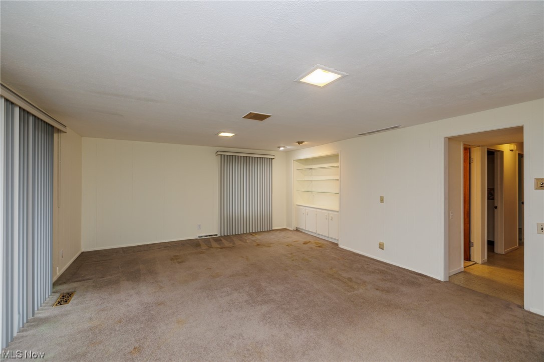 Monticello 02 - Residential