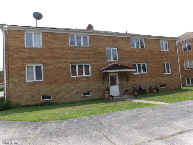 Kirkland Manor - Residential Income