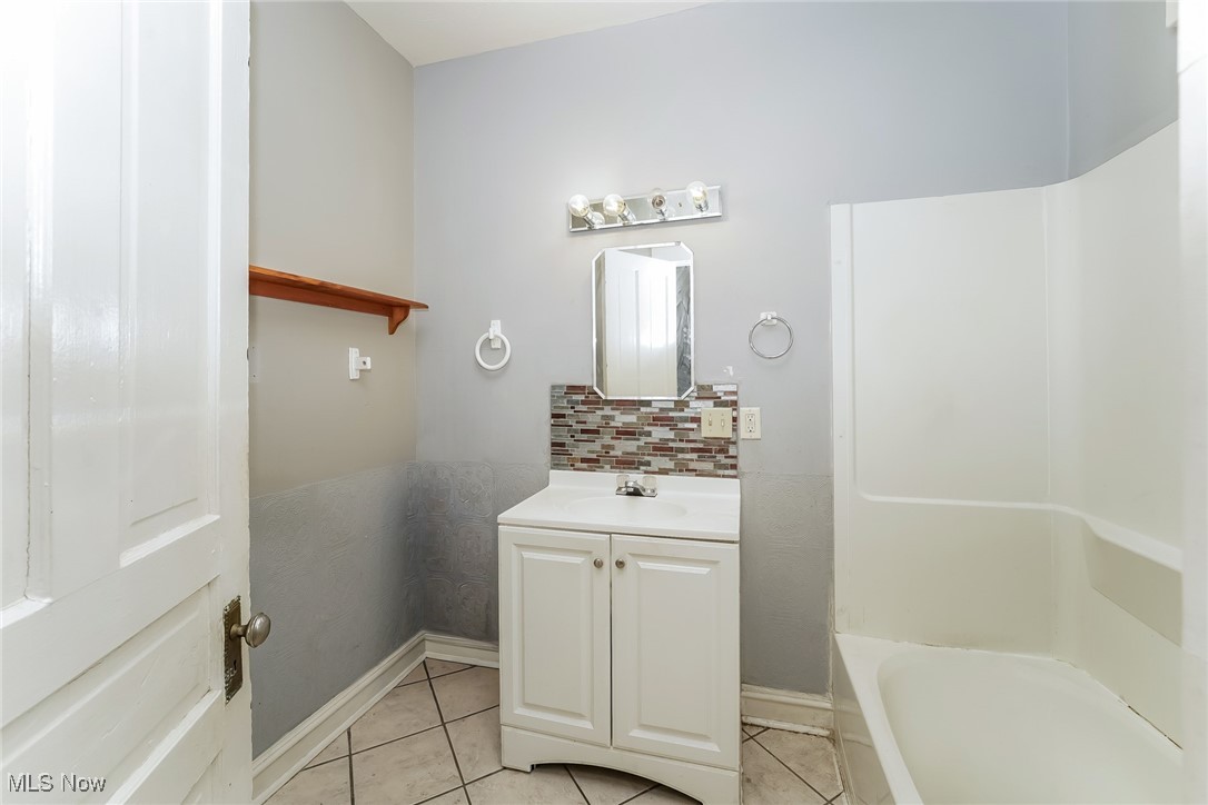 Hall Park - Residential