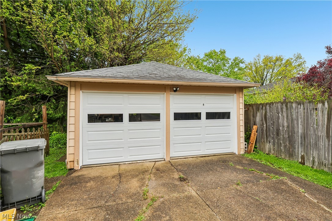 Brownlee Woods 02 - Residential