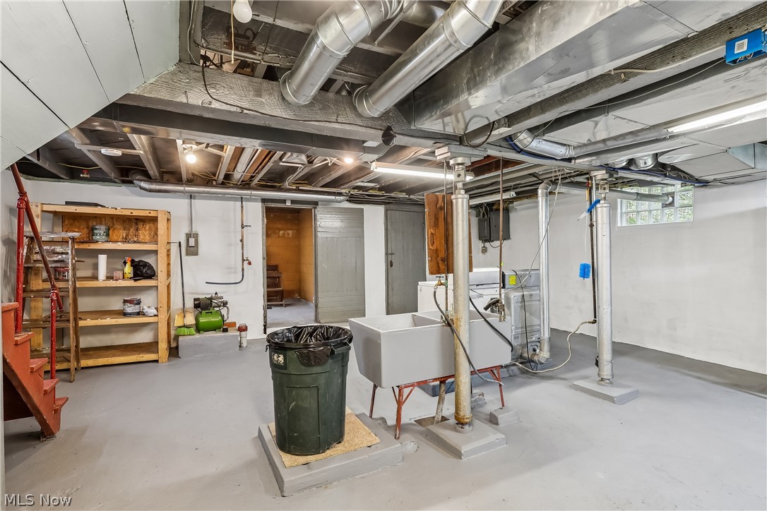 Brownlee Woods 02 - Residential