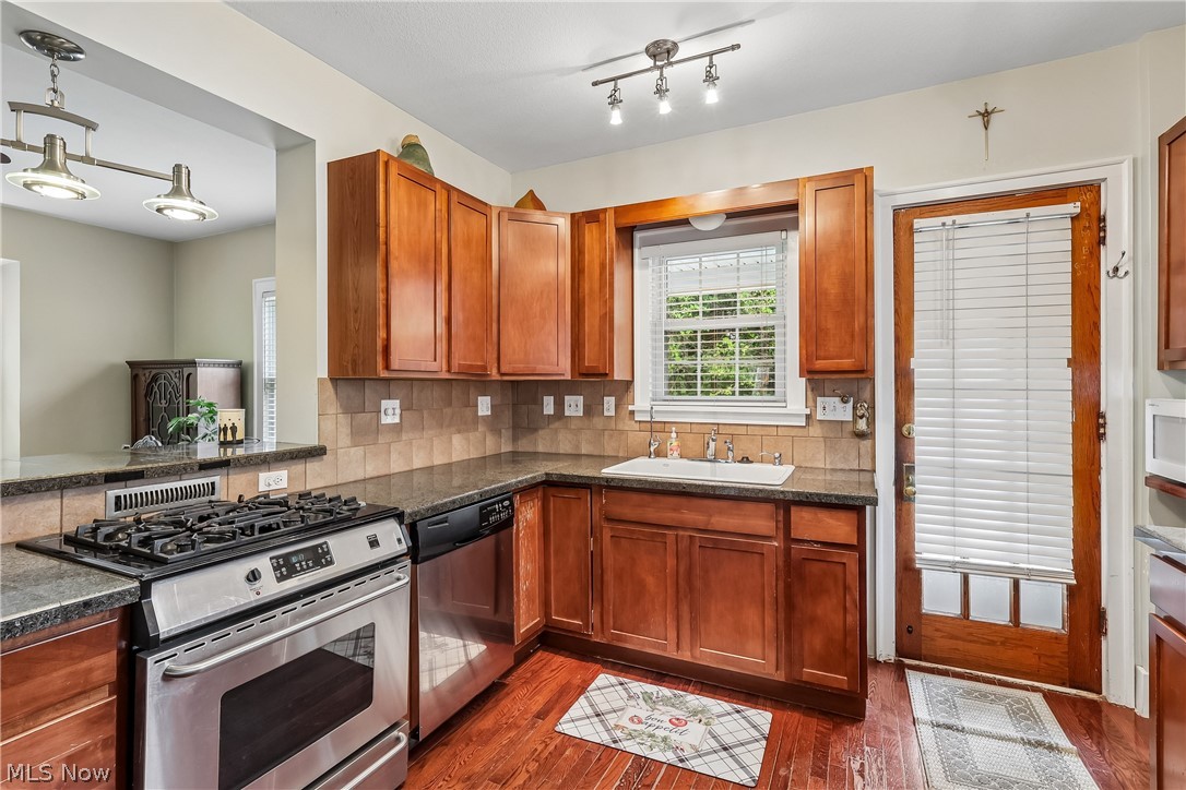 Brownlee Woods 02 - Residential
