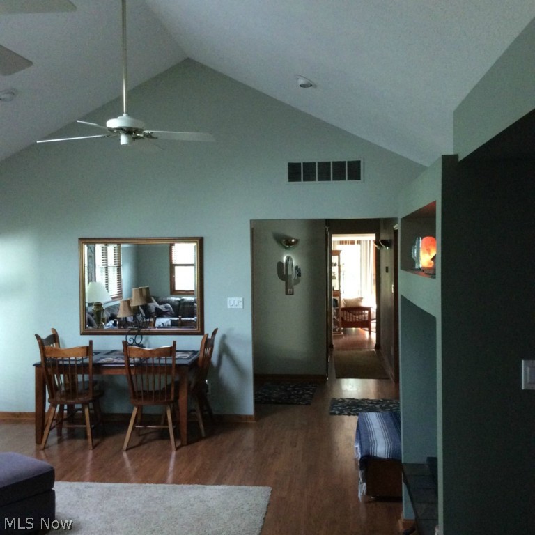 J H Mccall Inc Bedford Hlnds - Residential