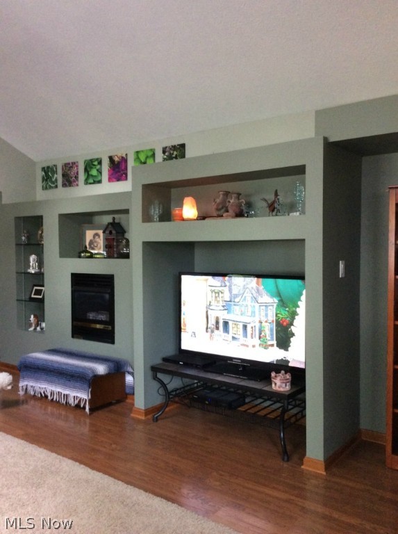 J H Mccall Inc Bedford Hlnds - Residential