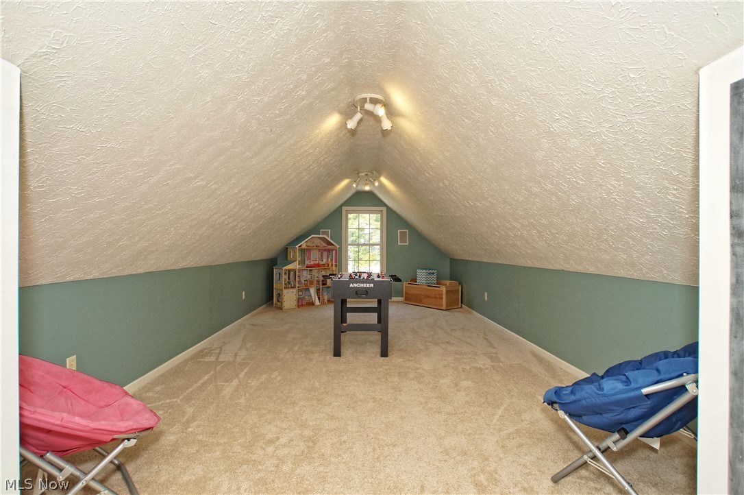 Wake Robin - Residential