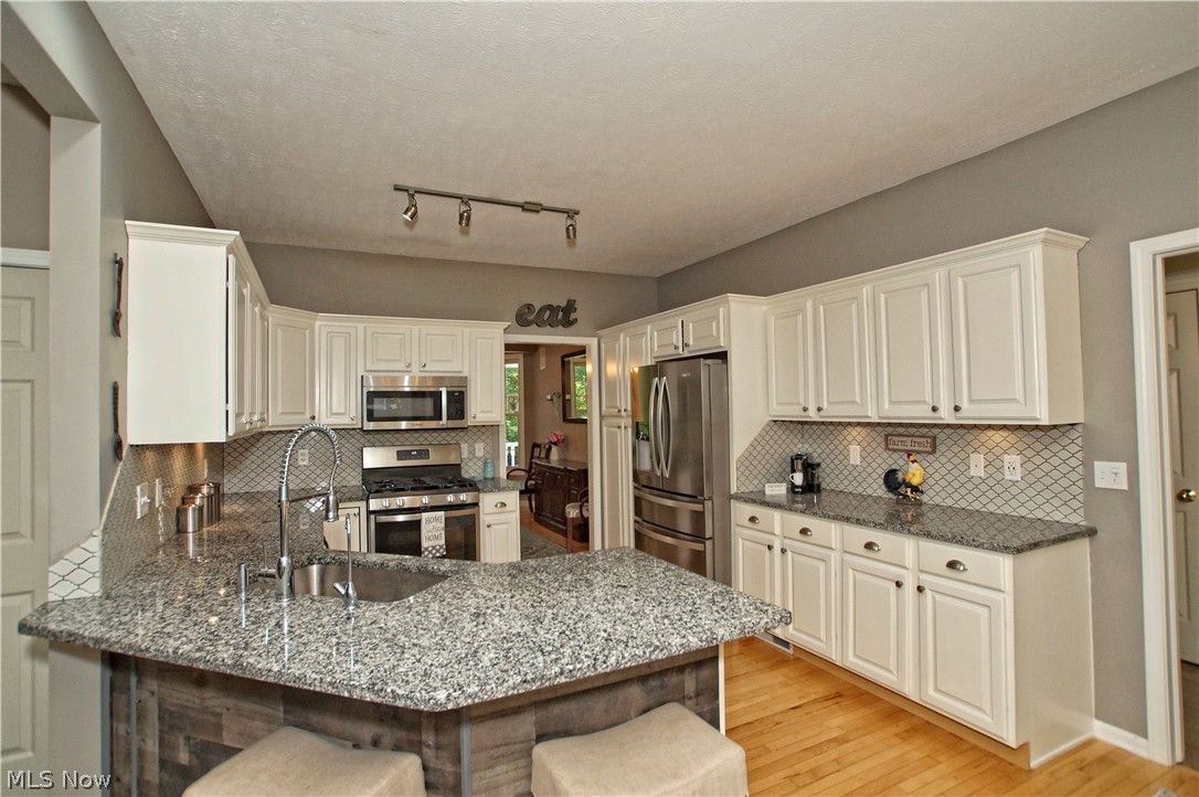 Wake Robin - Residential