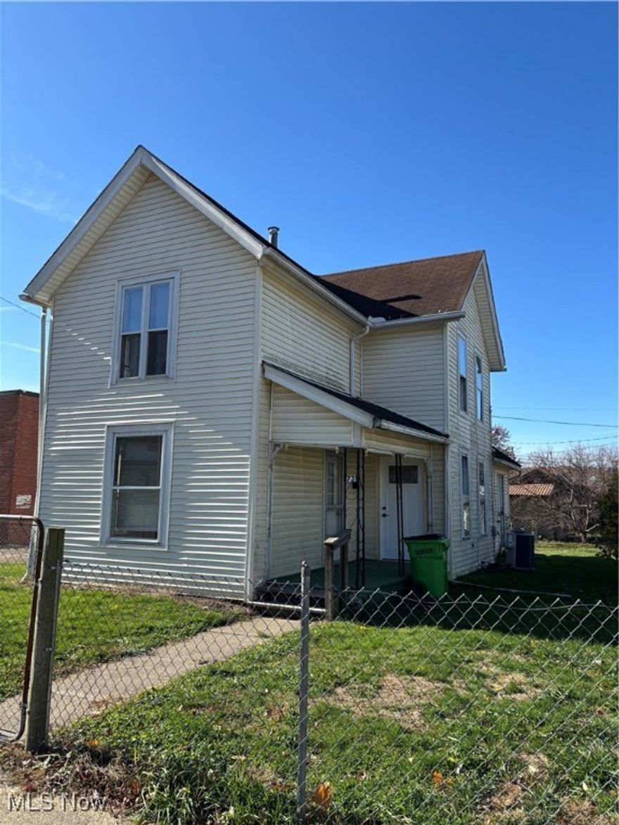 Welcome to an amazing first home or an investment property to add to your portfolio! This charming 3 bed, 1 bath has had plenty of updates which include a newer furnace, AC unit, water heater, updated bathroom, and carpet. Making this home completely stress free. To top it all off, theres a peach tree that produces fruit in the back yard! If you are interested in taking a look at this property, you better do it fast because it won't last long!