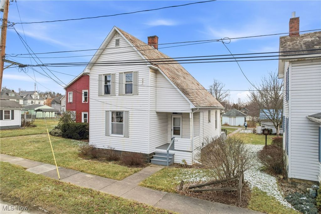 Photo of 218 S Lincoln Avenue, Lisbon, OH 44432 (MLS # 5181159)