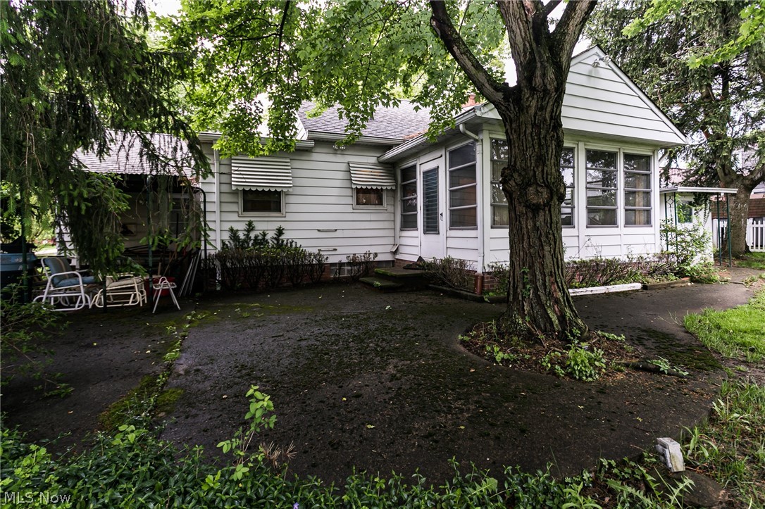 Joseph P Henley 01 Propose - Residential