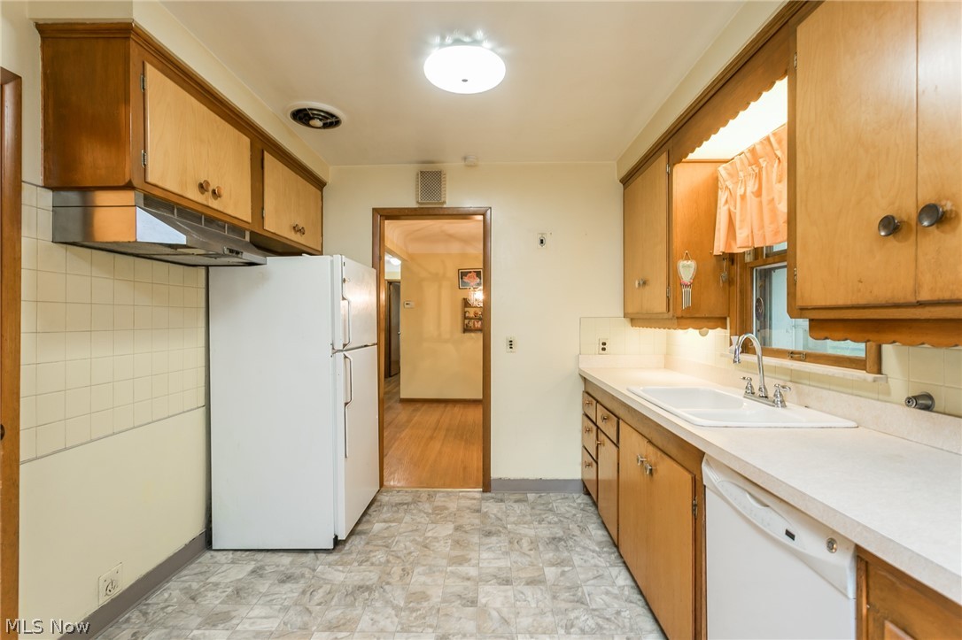 Joseph P Henley 01 Propose - Residential