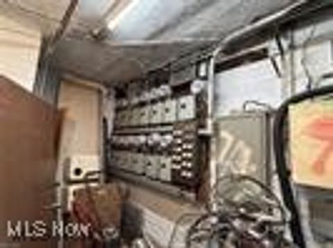 Tiny photo for 2744 Mayfield Road, Cleveland Heights, OH 44106 (MLS # 5179662)