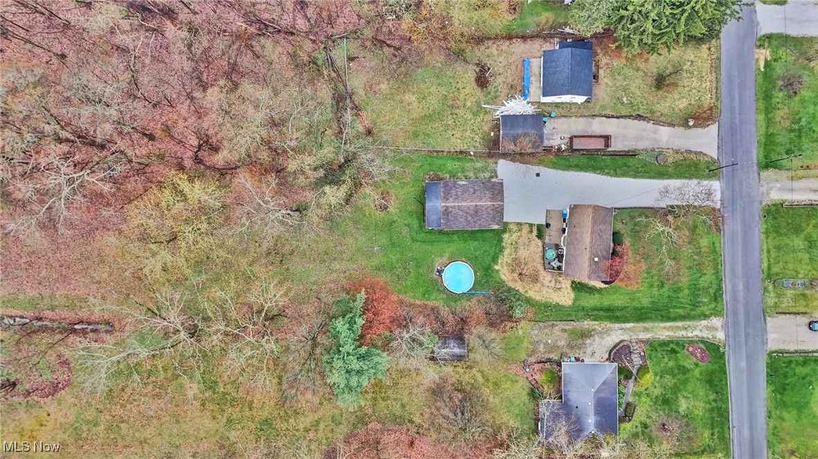 738 Chenoweth Drive, Akron, Ohio image 43