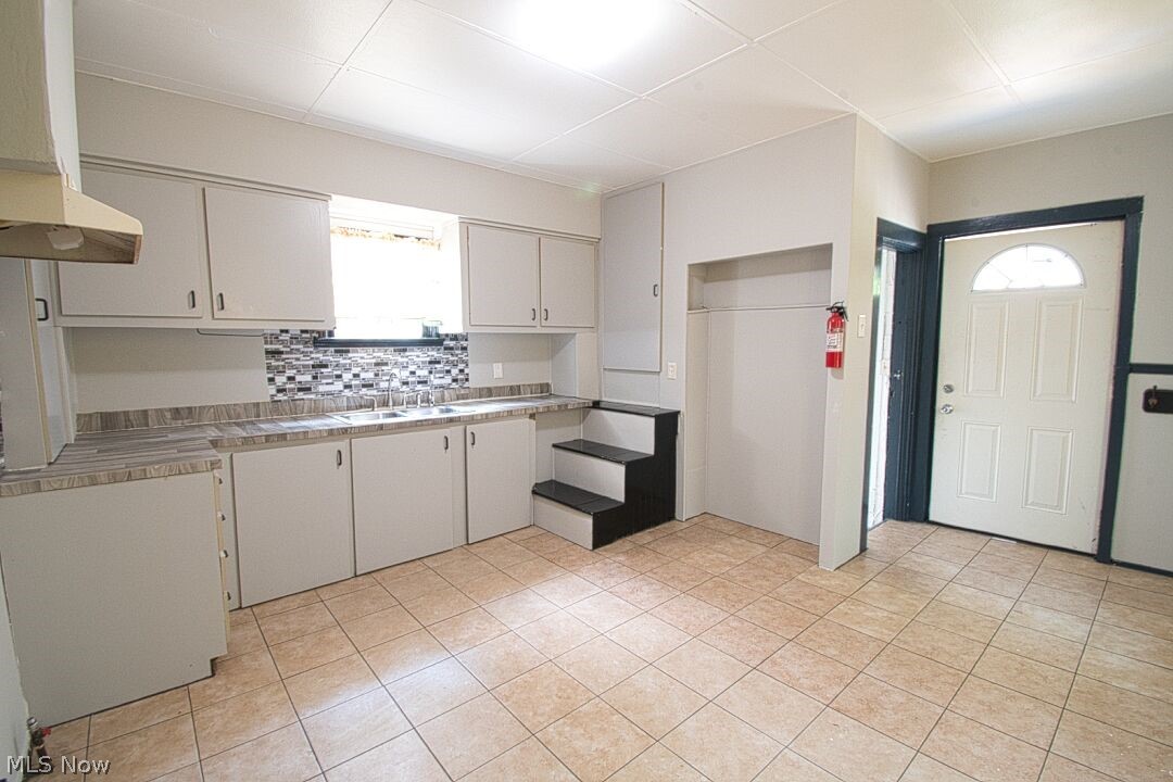 H E Castles - Residential Income