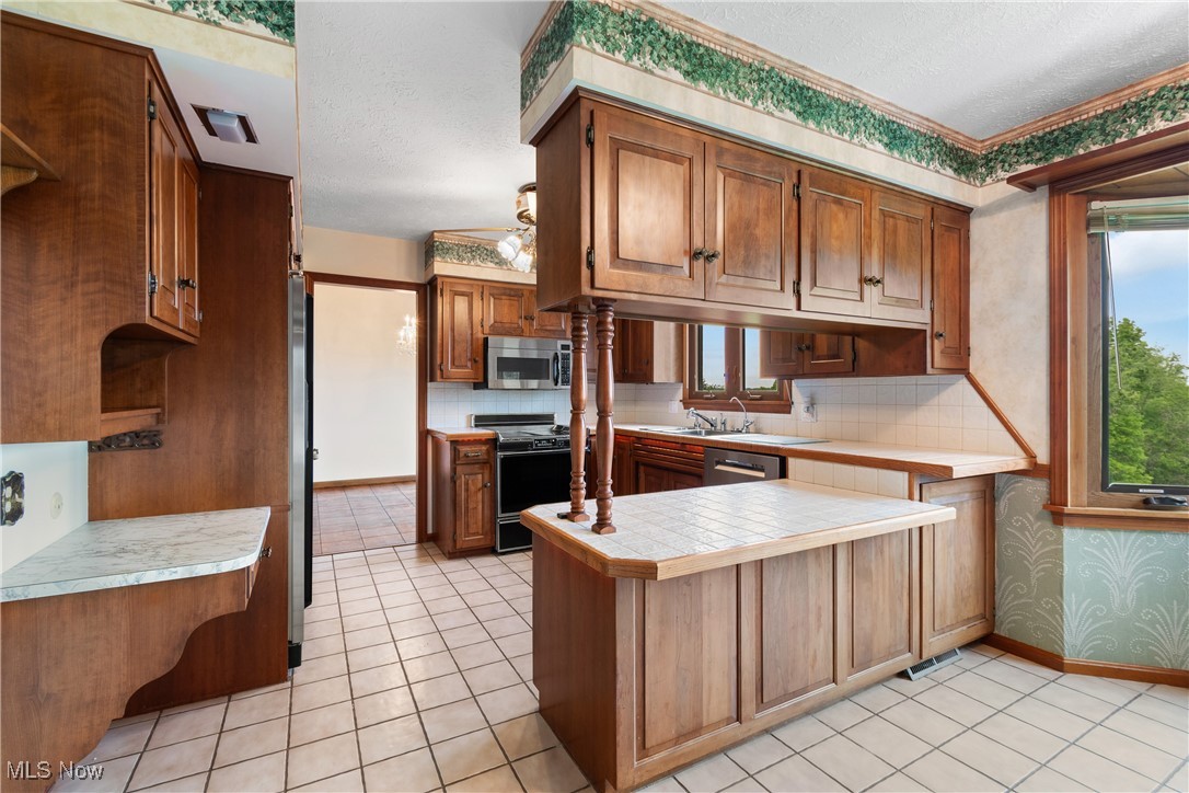 11275 Indian Hills Drive, Bolivar, Ohio image 11