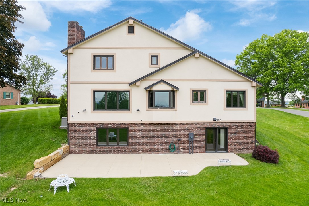 11275 Indian Hills Drive, Bolivar, Ohio image 3