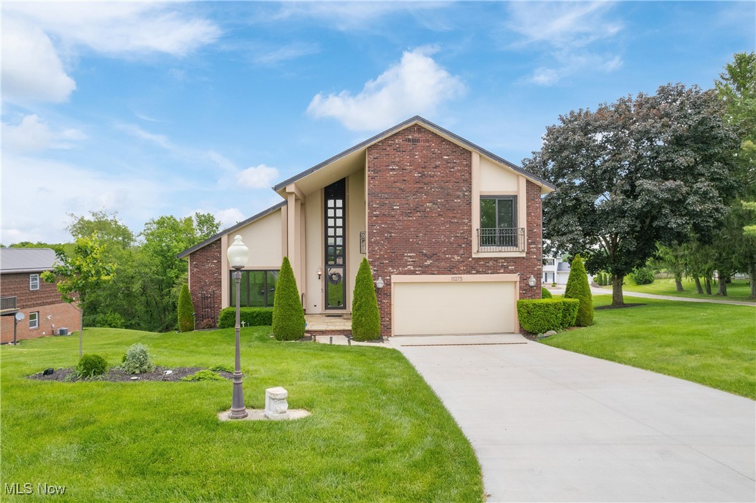 11275 Indian Hills Drive, Bolivar, Ohio image 1