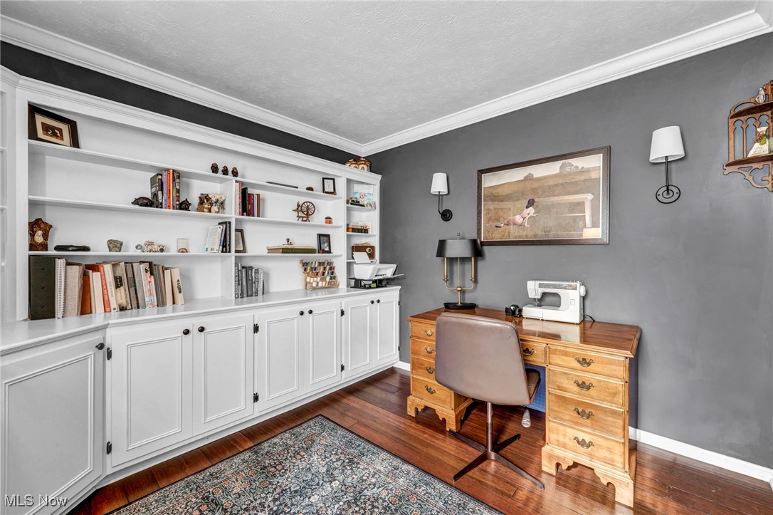 2819 Southwood Drive