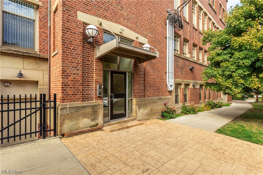 Franklin Lofts Condo - Residential