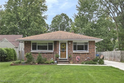 4695 Martin Drive North Olmsted OH 44070