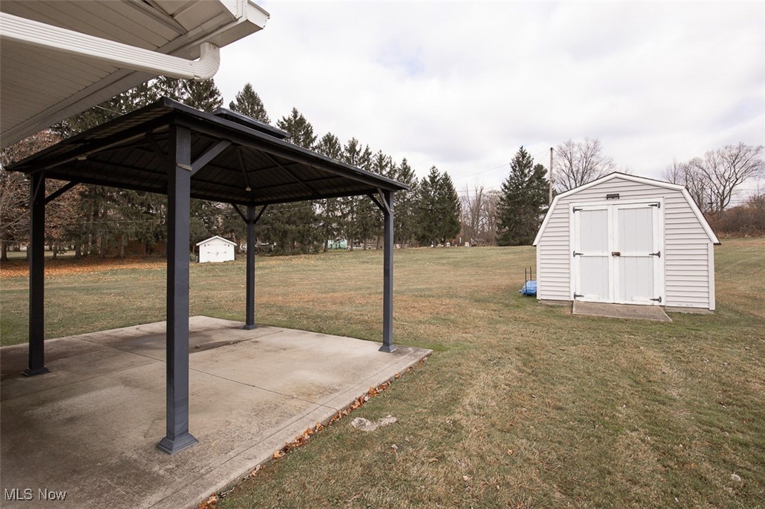 Holiday Hills 01 - Residential