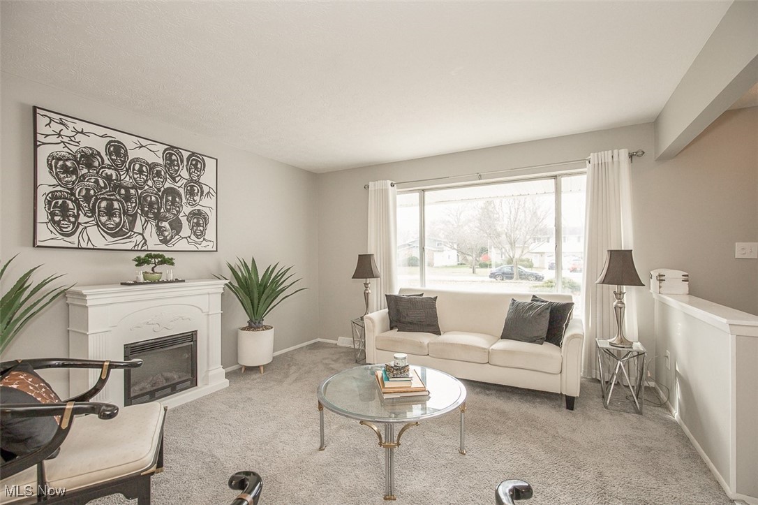 Holiday Hills 01 - Residential