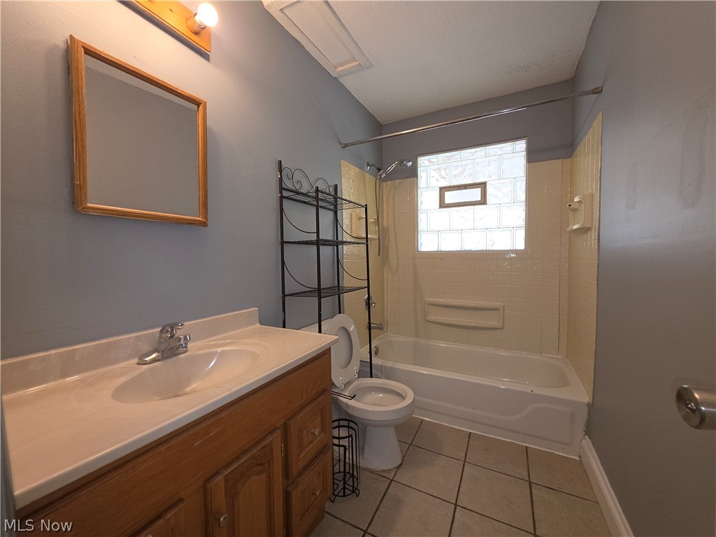 Walnut Bluff 01 - Residential