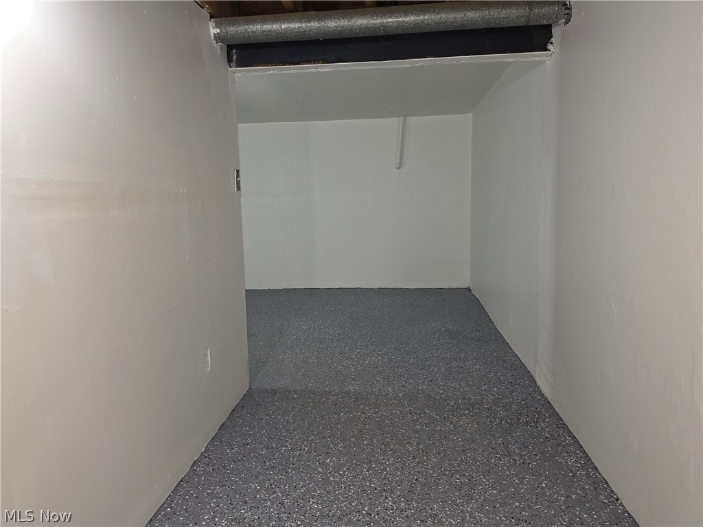 Walnut Bluff 01 - Residential