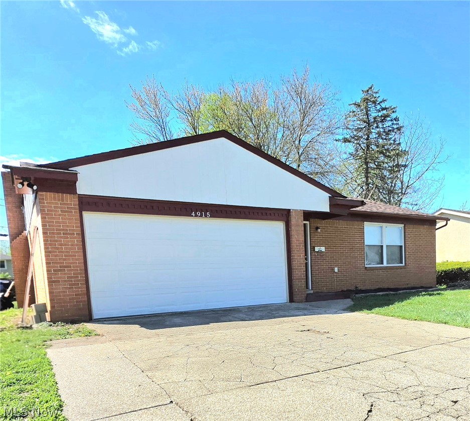 Walnut Bluff 01 - Residential