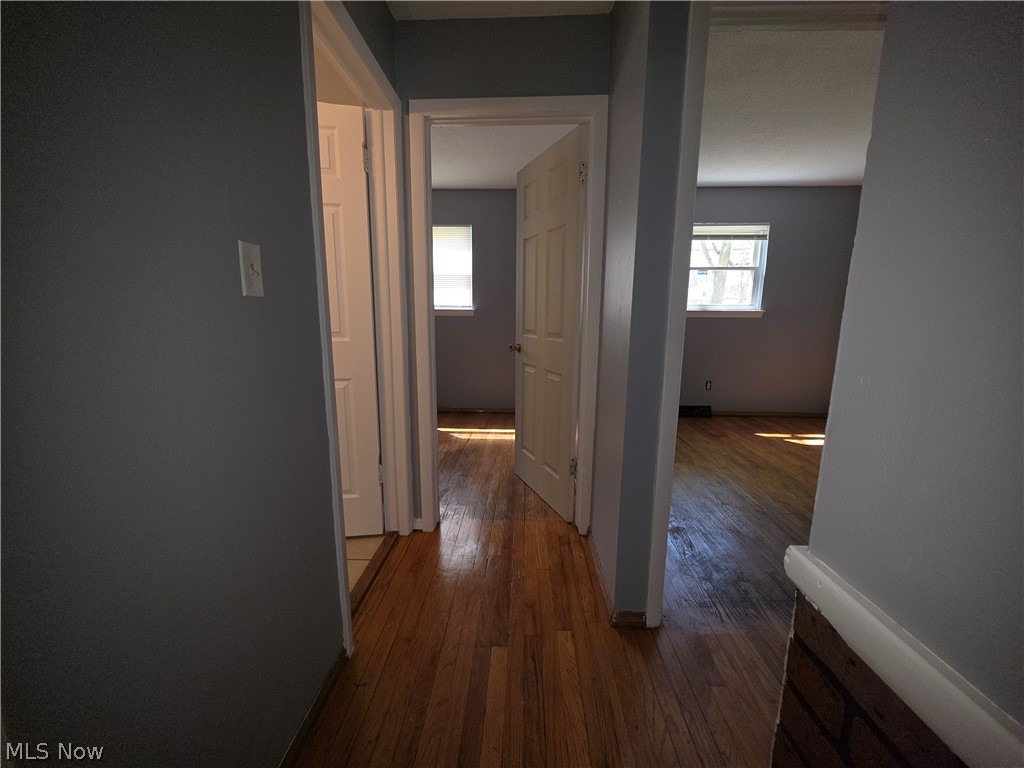 Walnut Bluff 01 - Residential