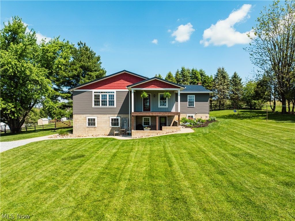 Photo of 8059 Township Road 562, Holmesville, OH 44633 (MLS # 5209481)