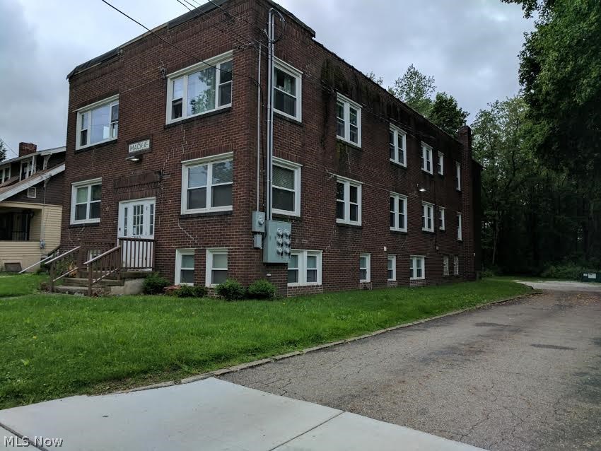 Charming two bedroom apartment available for rent in the Ellet area! Fully applianced kitchen with a breakfast bar and plenty of cabinet space. Spacious back bedroom and a front bedroom, both with good sized closet space! Kitchen opens into dining and living room. Coin operated washer and dryer on site. Free storage locker for additional space! Parking lot out back. No section 8, No pets. We run credit, criminal and eviction history, verify income. $35 nonrefundable application fee per adult applicant.