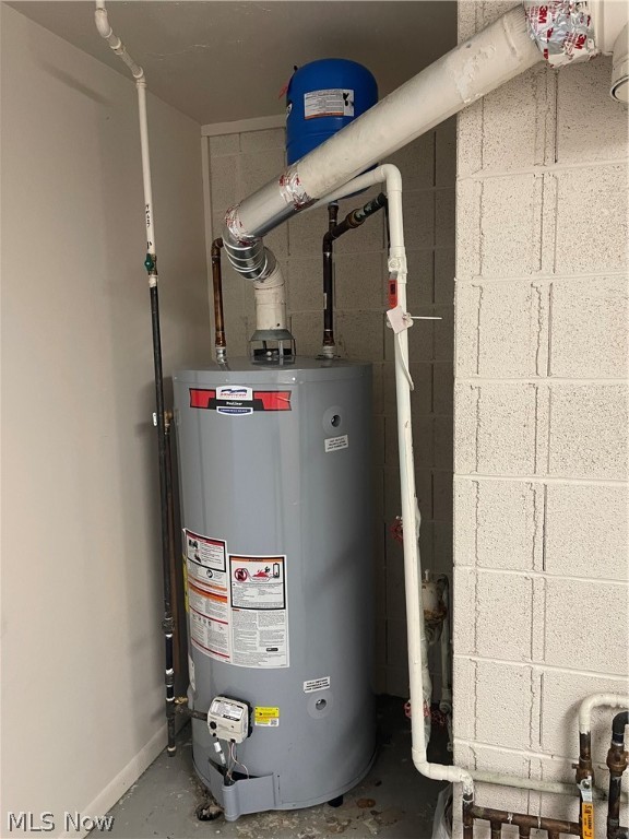 Oak Knolls Condo - Residential