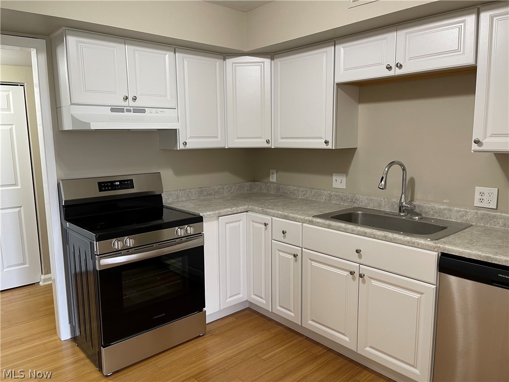 Oak Knolls Condo - Residential