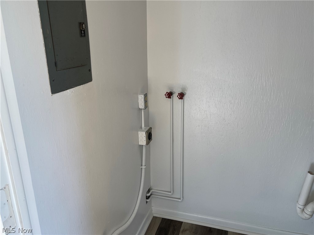 Oak Knolls Condo - Residential