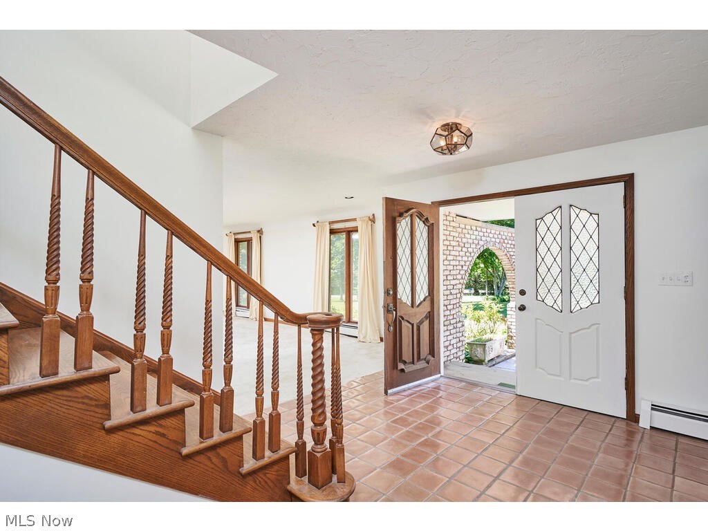 Rolling Retreat - Residential