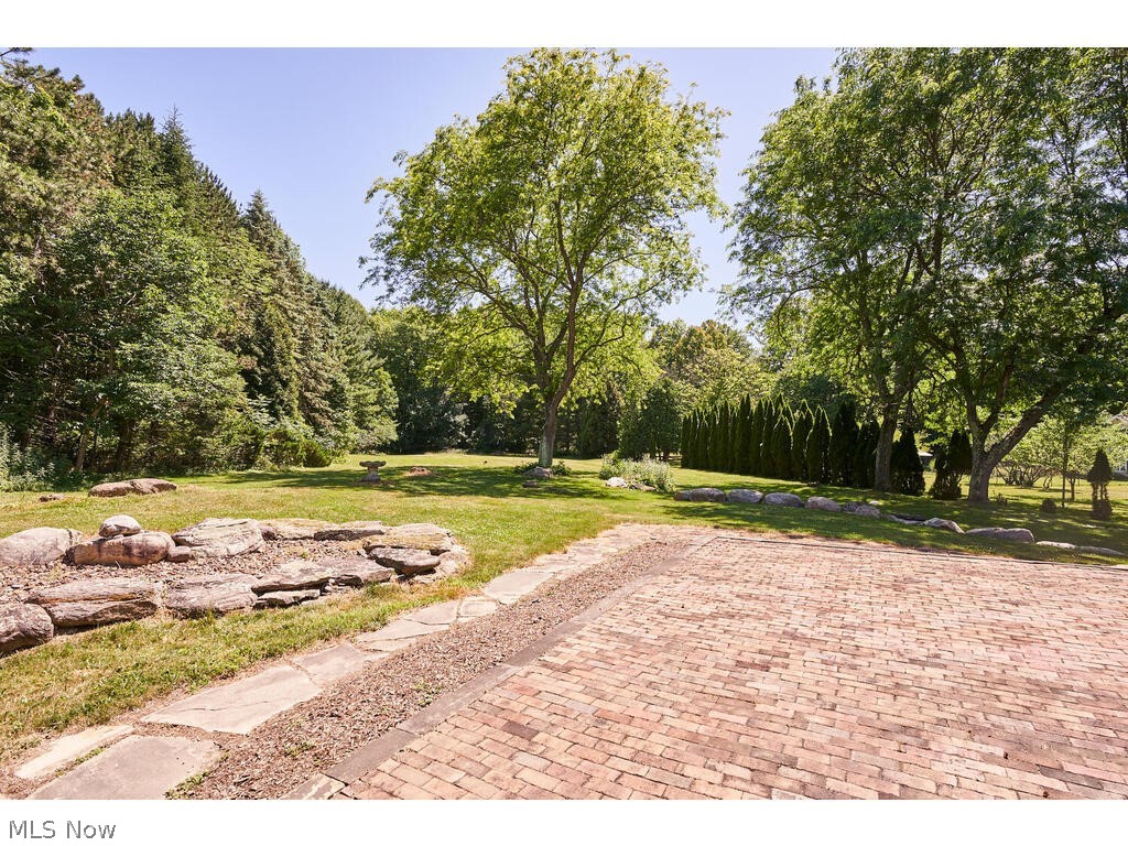 Rolling Retreat - Residential