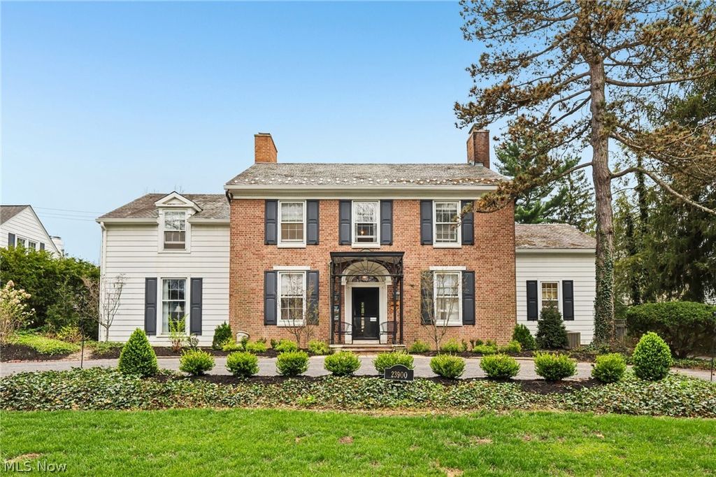 Photo of 23900 Stanford Road, Shaker Heights, OH 44122 (MLS # 5203862)